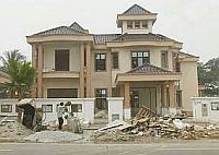 mansion2.jpg